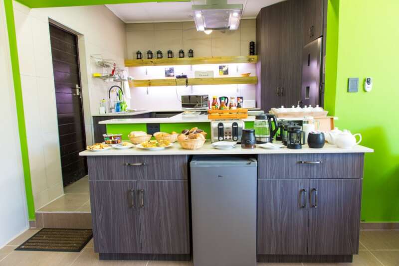 Pinto dining area (4)