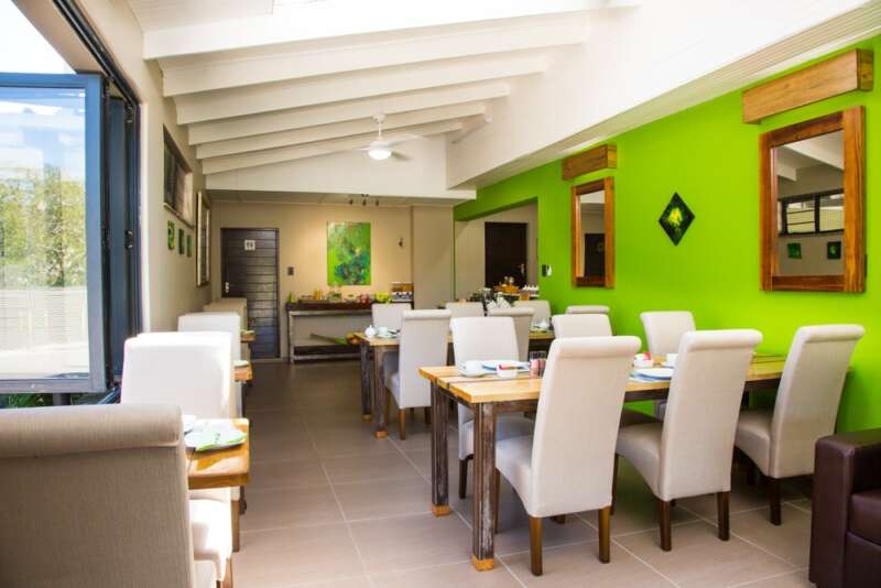 Pinto dining area (5)