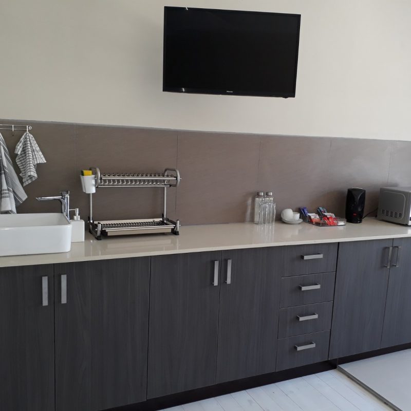 Room 2 (16)