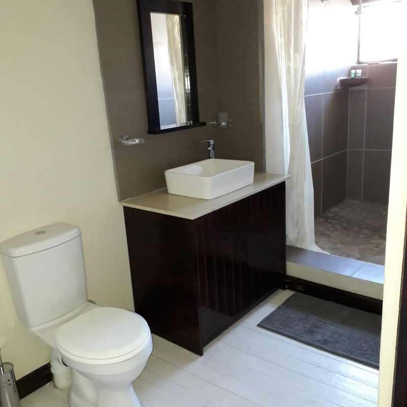 Room 2 (6)