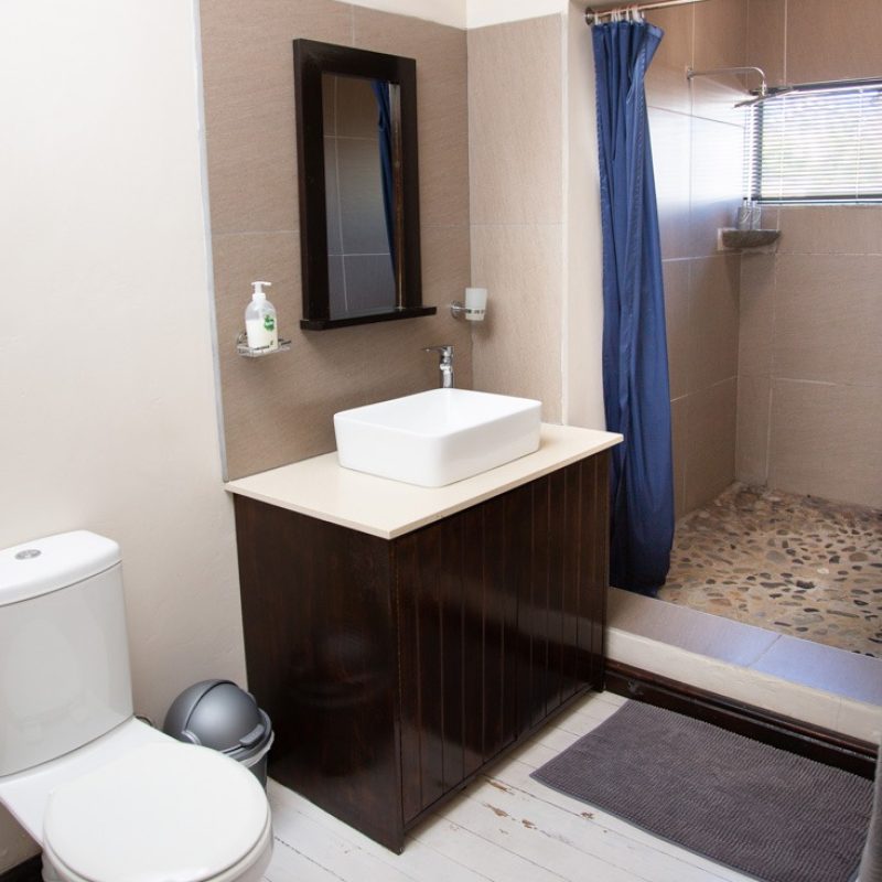 Room 2 (9)