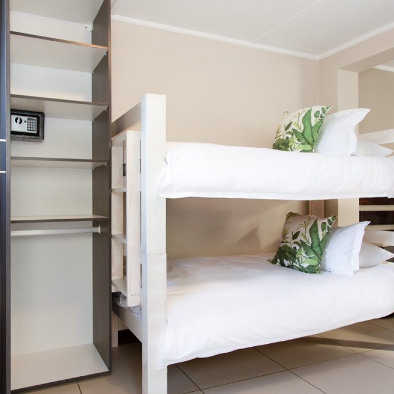 Room 5 (3)